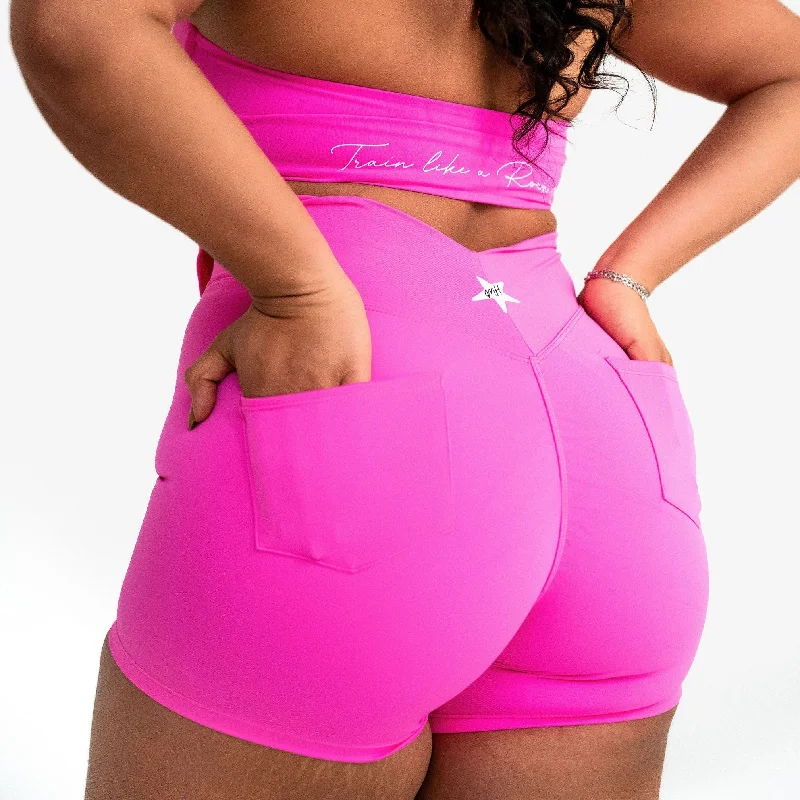 PINK-ROCKSTAR '24- V-WAIST SCRUNCH SHORTS